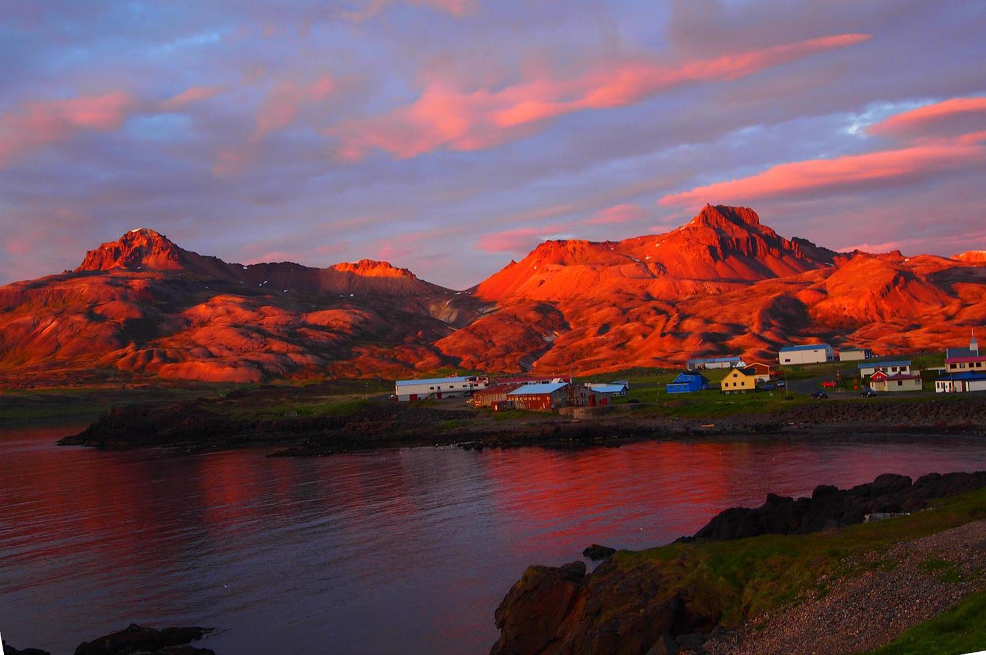 Blabjorg Resort Borgarfjörður Eystri Eksteriør billede